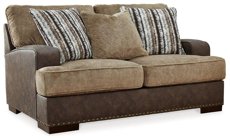 Alesbury Living Room Set