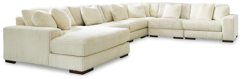 Lindyn Sectional with Chaise