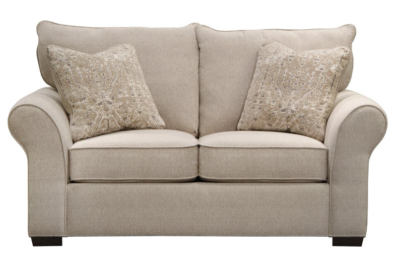 Maddox Loveseat